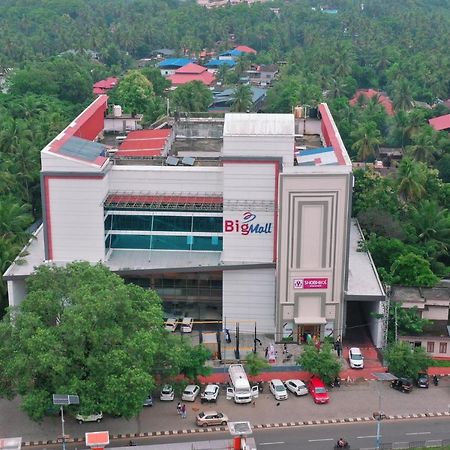 Bigmall Residency Hotel Kannangad Kültér fotó