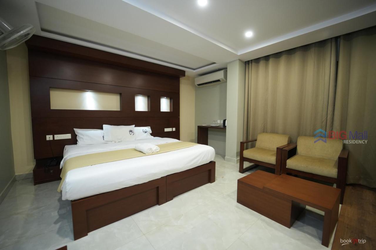 Bigmall Residency Hotel Kannangad Kültér fotó