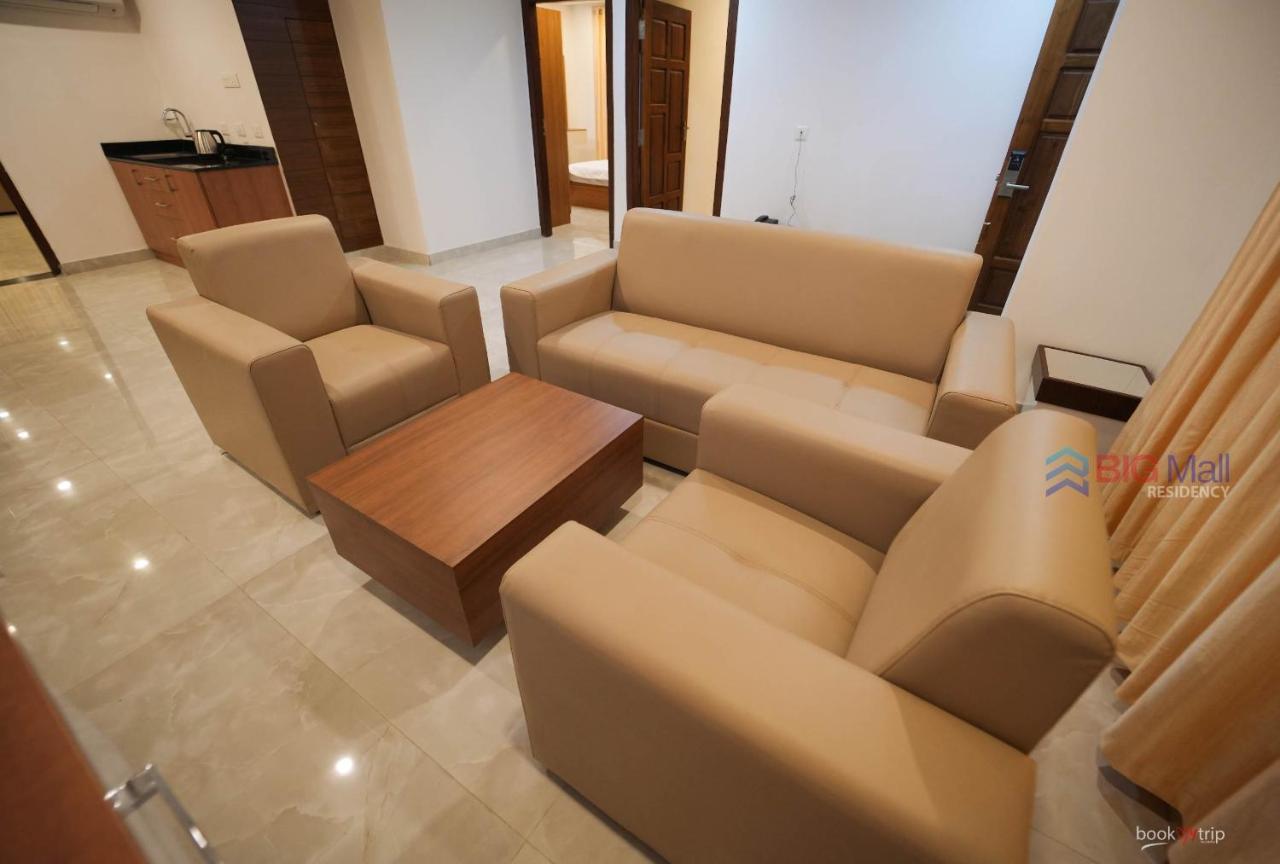 Bigmall Residency Hotel Kannangad Kültér fotó